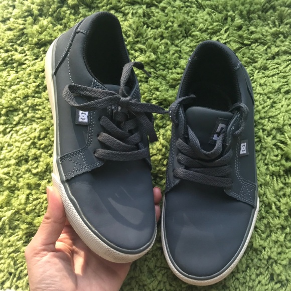 under armour skate shoes
